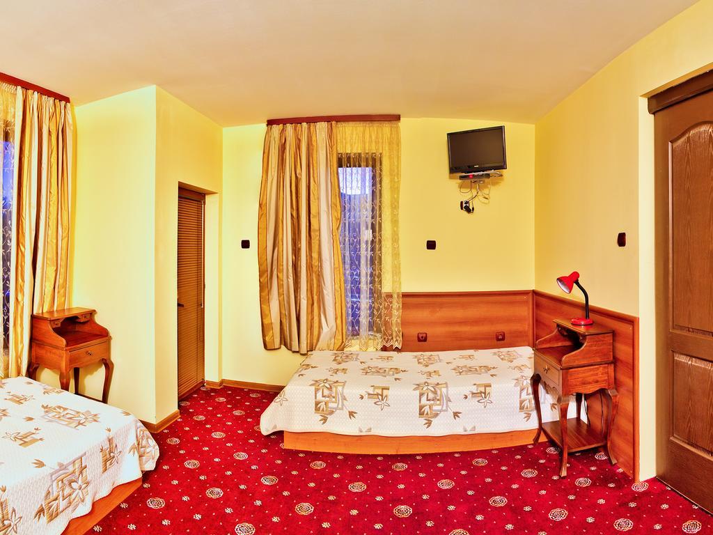 Hotel Teres Καζανλούκ Δωμάτιο φωτογραφία