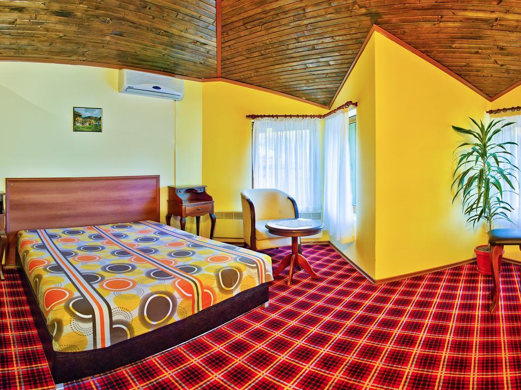 Hotel Teres Καζανλούκ Δωμάτιο φωτογραφία