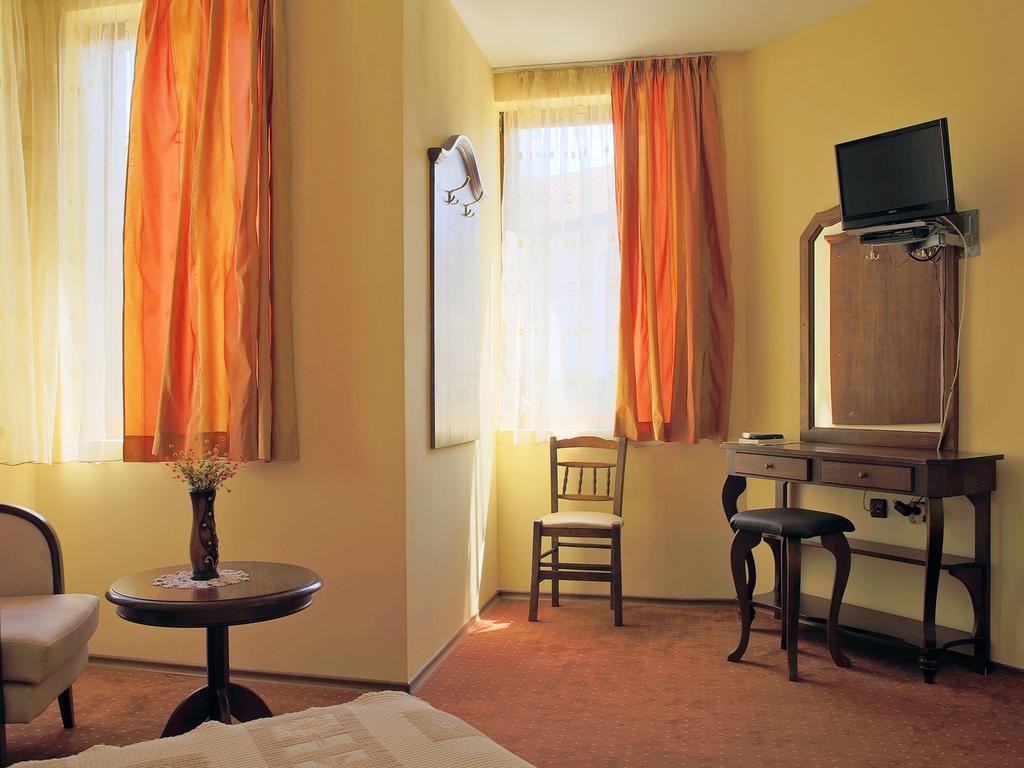 Hotel Teres Καζανλούκ Δωμάτιο φωτογραφία